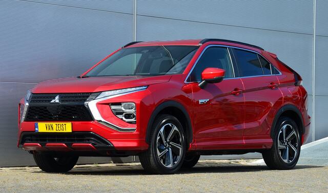 Mitsubishi ECLIPSE Cross PHEV 2.4 EXECUTIVE 4WD | PLUG IN HYBRID | ADAPTIEF CRUISE | TREKHAAK 1500KG | FABRIEKSGARANTIE TOT 23-04-2032* | ALL IN RIJKLAARPRIJS