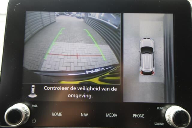 Mitsubishi ECLIPSE Cross 2.4 PHEV Black Edition Met veel extra's!