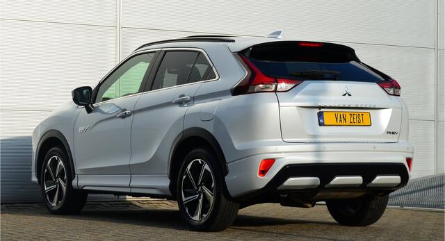 Mitsubishi ECLIPSE Cross PHEV 2.4 INSTYLE 4WD | PLUG IN HYBRID | FULL OPTIONS | PANORAMA DAK | LEDER | FABRIEKSGARANTIE TOT 08-12-2030* | ALL IN RIJKLAARPRIJS