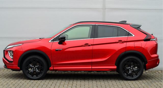 Mitsubishi ECLIPSE Cross PHEV 2.4 BLACK EDITION 4WD | PLUG IN HYBRIDE | ADAPTIEF CRUISE | 360 CAMERA | BLACK EDITION | ALL SEASON BANDEN | FABRIEKGARANTIE TOT 19-08-2030* | ALL IN RIJKLAAPRIJS