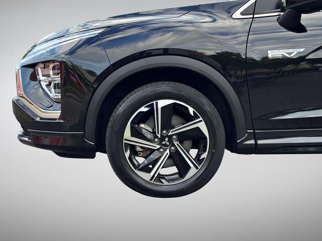 Mitsubishi ECLIPSE Cross 2.4 PHEV Instyle NL-auto, Meest Luxe Uitvoering!