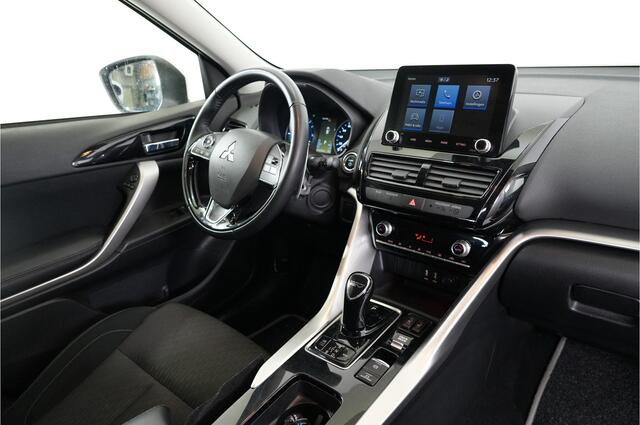 Mitsubishi ECLIPSE Cross 2.4 PHEV 188 pk 4WD | Trekhaak | Trekgewicht 1500 kg |