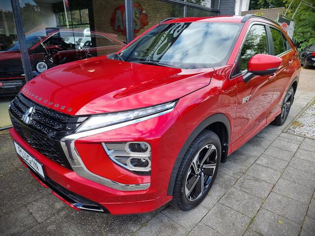 Mitsubishi ECLIPSE Cross 2.4 PHEV Intense Plus | Ad. Cruise | Super Uitvoering | Zeer nette staat!