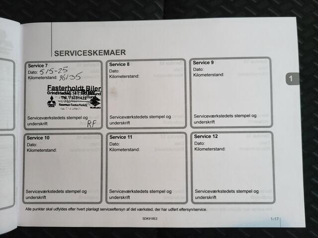 Mitsubishi ECLIPSE Cross 1.5 DI-T Intense S / Trekhaak (Trekgewicht 1.600 kg) / Achteruitrijcamera / Navigatie via Apple Carplay & Android Auto / Verwarmde Voorstoelen / Cruise- en Climate Control / Keyless Entry & Start /