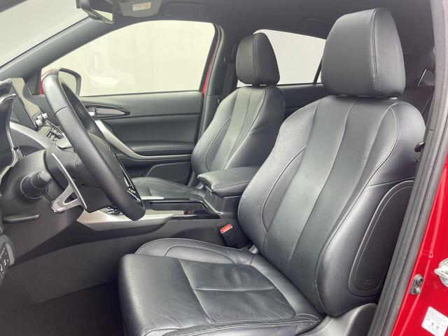 Mitsubishi ECLIPSE Cross 2.4 PHEV Instyle / 8 jaar FabrieksGarantie / Schuifdak / Lederen Bekleding / Adaptieve Cruise Control / 1500kg Trekgewicht / HUD / Rondomzicht Camera