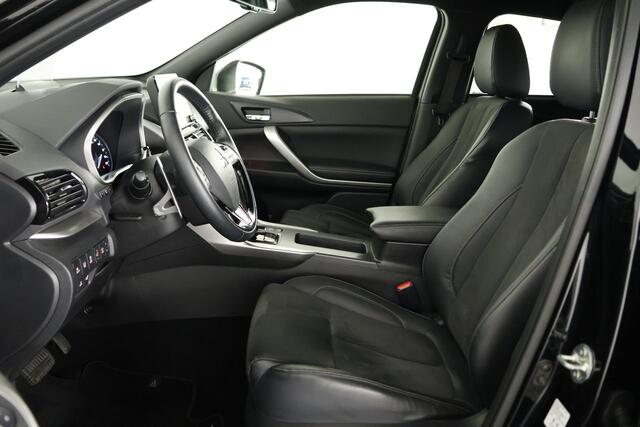 Mitsubishi ECLIPSE Cross 2.4 PHEV Black Edition / LED / HUD / Navi / ACC / Cam