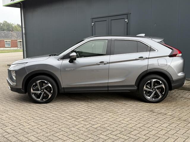 Mitsubishi ECLIPSE Cross 2.4 PHEV Intense+ / Automaat / Trekhaak (1500KG) / Navigatie / Camera / Cruise Control / Bluetooth / Stoelverwarming