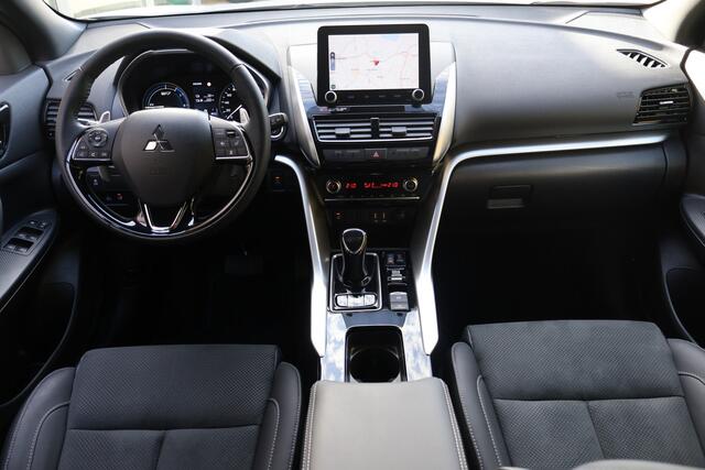 Mitsubishi ECLIPSE Cross 2.4 PHEV Intense+