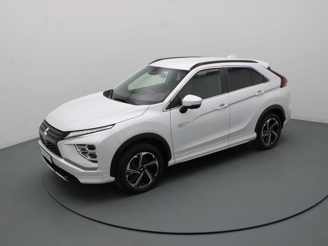 Mitsubishi ECLIPSE Cross 187pk PHEV Instyle Automaat 360° Camera | Adapt. Cruise | Parkeersens. v+a | Stoel-/stuurverw.