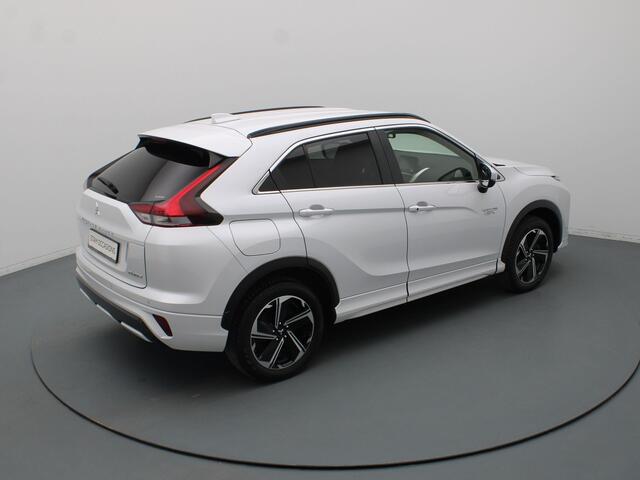 Mitsubishi ECLIPSE Cross 187pk PHEV Instyle Automaat 360° Camera | Adapt. Cruise | Parkeersens. v+a | Stoel-/stuurverw.