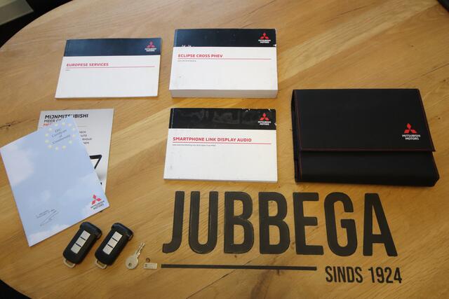 Mitsubishi ECLIPSE Cross 2.4 PHEV Instyle 1e eigenaar, Dealer O.H., Nieuw door ons geleverd