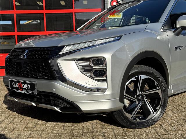 Mitsubishi ECLIPSE Cross 2.4 PHEV Instyle *ACC/PANO/NAVI/LEDER*