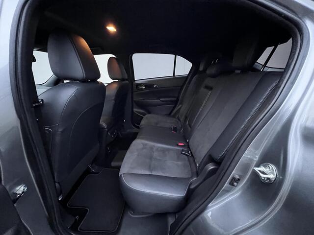 Mitsubishi ECLIPSE Cross 2.4 PHEV Business Executive 4WD Automaat / Fabrieksgarantie tot 11-2031 mogelijk ** / Goed onderhouden / Camera 360° / Stuur-, stoel- en achterbankverwarming / Adaptieve Cruise Control / Apple Carplay Android / 18" LM wielen met All Season banden /