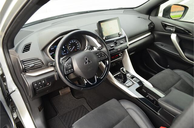 Mitsubishi ECLIPSE Cross PHEV 2.4 INTENSE PLUS 4WD | PLUG IN HYBRID | STANDKACHEL | TREKHAAK 1500KG | ALL SEASON BANDEN | FABRIEKSGARANTIE TOT 10-06-2030* | ALL IN RIJKLAARPRIJS