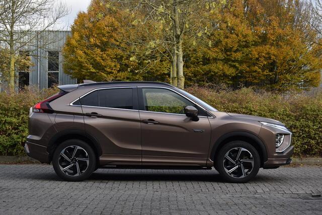 Mitsubishi ECLIPSE Cross 2.4 PHEV Prestige Lane ACC Camera Stuurvw