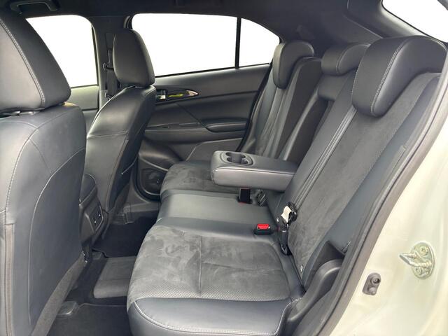 Mitsubishi ECLIPSE Cross 2.4 PHEV Intense+ | CAMERA | STOELVERWARMING | APPLE CARPLAY / ANDROID AUTO | GARANTIE 2031