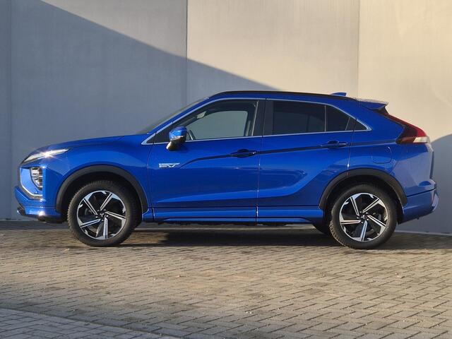 Mitsubishi ECLIPSE Cross 2.4 PHEV Plug-in Executive Automaat / Fabrieksgarantie tot 12-2030 mogelijk ** / Allseason banden / Trekgewicht 1500 kg / Stuur-. Stoel en Achterbank verwarming / Rondomzicht camera /
