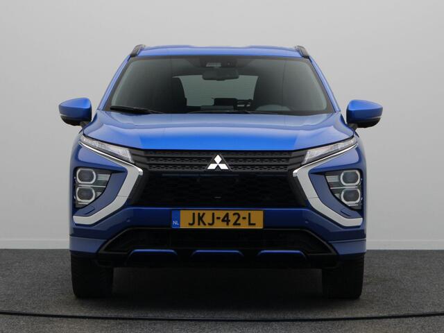 Mitsubishi ECLIPSE Cross 2.4 PHEV Business Executive | Standkachel | Stoel en stuurwielverwarming | Clima | Keyless | 360 camera.