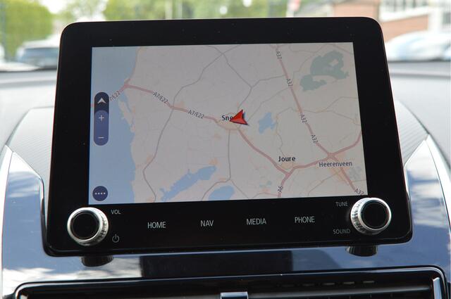 Mitsubishi ECLIPSE Cross 2.4 PHEV Intense + Led kopl. / Key-less / Hud / Enz.