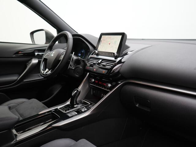 Mitsubishi ECLIPSE Cross 2.4 Black Edition Plug In Hybrid 188pk Dealer O.H. PHEV | Trekhaak Afn. | 360 Camera | Adaptive Cruise | Sportstoelen & Stuur Verwarmd | Navigatie Via TomTom | Apple Carplay | Keyless | Blis | DAB |