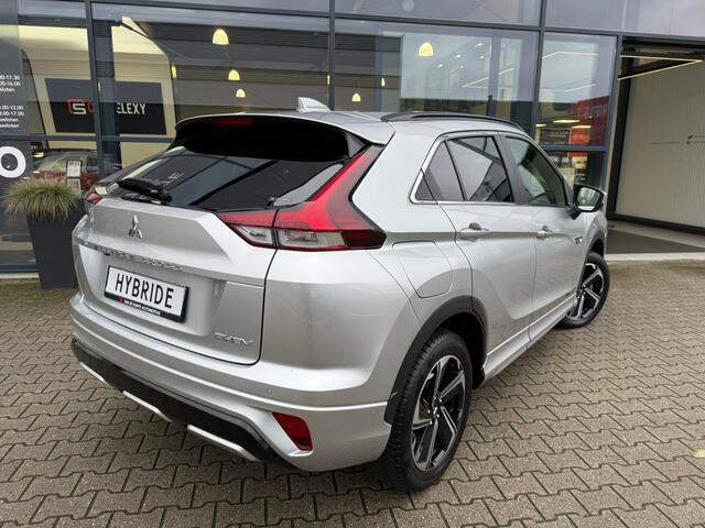 Mitsubishi ECLIPSE Cross 2.4 PHEV Black Edition *Winter Pack*