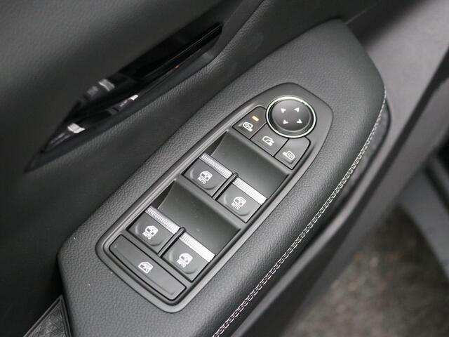 Mitsubishi ECLIPSE Cross Intense+ 87 kWh / ¤ 2.000 introductiekorting / Nieuw Model! / Rijklaarprijs / 100% Elektrisch / 621 KM WLTP / 1.100 KG Trekgewicht / Achteruitrijcamera / Google Maps Navigatie / Stuur- & Stoelverwarming /