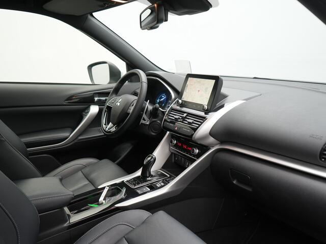 Mitsubishi ECLIPSE Cross 2.4 Instyle Plug In Hybrid 188pk Dealer O.H. PHEV | Trekhaak Afn. | Panodak | Head Up | Adaptive Cruise | 360 Camera | Lederen Sportstoelen Verwarmd | Apple Carplay | Keyless | Stuur Verwarmd | Blis | Navigat