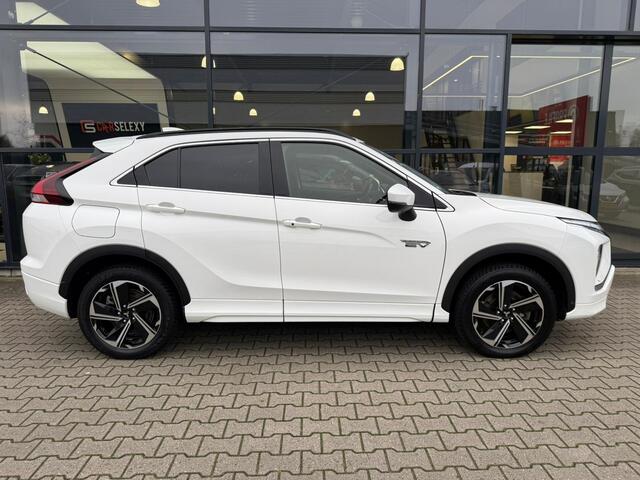 Mitsubishi ECLIPSE Cross 2.4 PHEV Black Edition *ACC*