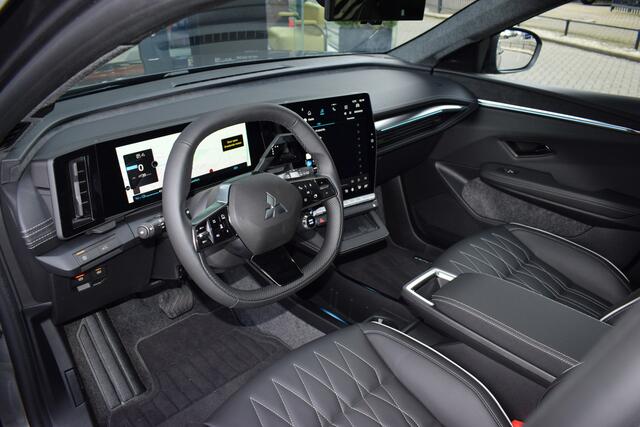 Mitsubishi ECLIPSE Cross Instyle 87 kWh | Stoelverwarming | 360° Camera | Navigatie |