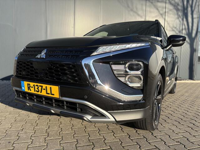 Mitsubishi ECLIPSE Cross 2.4 PHEV Instyle / Trekhaak geremd 1500 kg / Airco / Stoelverwarming / Apple Carplay/Android Auto / Cruise Control /