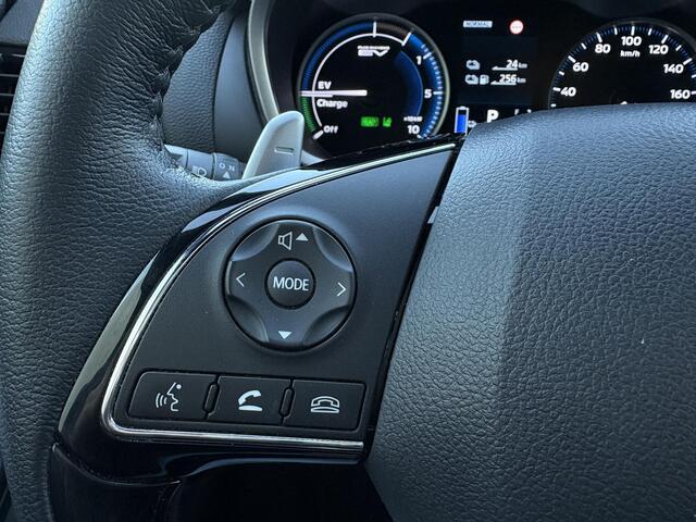 Mitsubishi ECLIPSE Cross 2.4 PHEV Instyle / Trekhaak geremd 1500 kg / Airco / Stoelverwarming / Apple Carplay/Android Auto / Cruise Control /