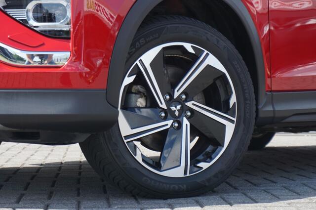 Mitsubishi ECLIPSE Cross PHEV Intense+ AUTOMAAT CARPLAY | CAMERA | HAAK | STOELVERW.