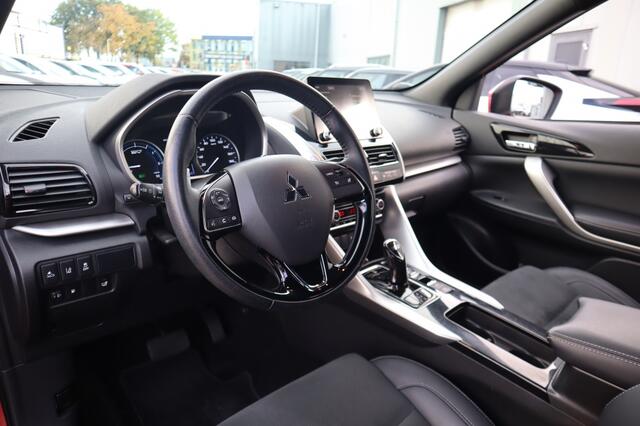 Mitsubishi ECLIPSE Cross 2.4 PHEV Intense+