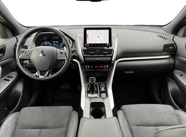 Mitsubishi ECLIPSE Cross 2.4 PHEV Intense+ I Alcantara I Camera I Navi I Cruise Control