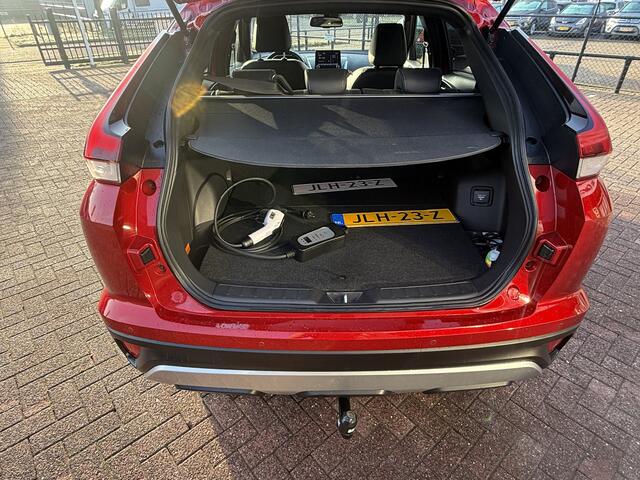 Mitsubishi ECLIPSE Cross 2.4 PHEV Instyle automaat plug in hybrid apple carplay climate ctr cruise ctr alcantara/leder 360 camera lmv 18 inch dealer onderhouden