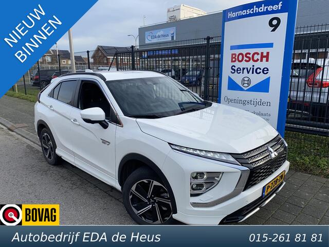 Mitsubishi ECLIPSE Cross 2.4 PHEV autom. 4WD Executive met o.a. stoel-/stuurverwarming, trekhaak, LED, lm velgen, etc.