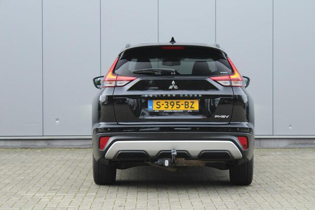 Mitsubishi ECLIPSE Cross 2.4 PHEV Intense+ Navigatie | Achteruitrijcamera | Stoelverwarming | Cruise control | Apple Carplay/Android Auto | Lichtmetalen-velgen