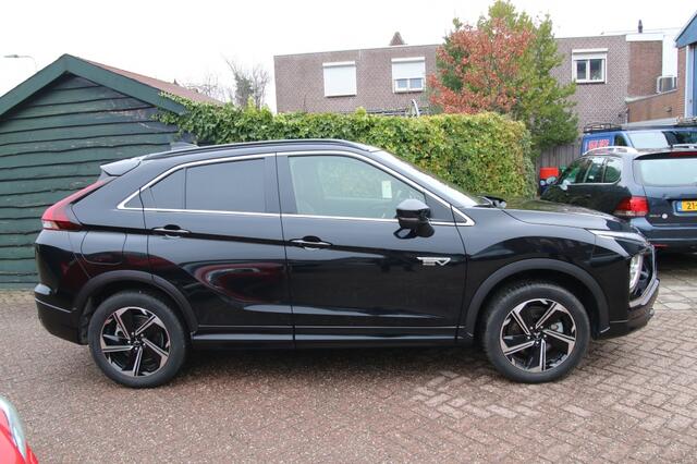 Mitsubishi ECLIPSE Cross 2.4 PHEV Executive