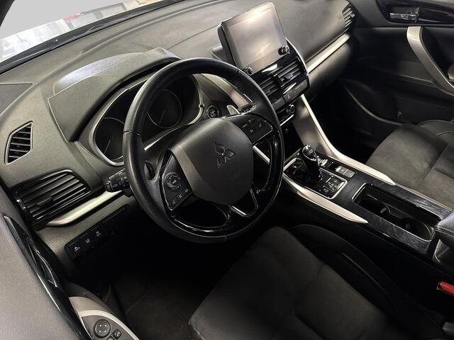 Mitsubishi ECLIPSE Cross 2.4 PHEV Intense+ Trekhaak, 4 seizoenbanden