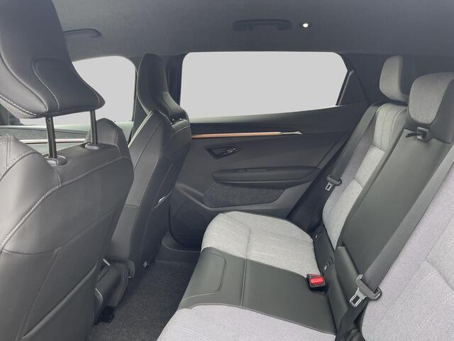 Mitsubishi ECLIPSE Cross Intense 87 kWh Nu met ¤ 4.000,- voorraad korting!