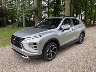 mitsubishi-eclipse-cross-2.4-phev-i
