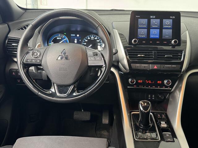 Mitsubishi ECLIPSE Cross 2.4 PHEV Intense+ | Trekhaak | Stoelverwarming | Navigatie | Achteruitrijcamera |