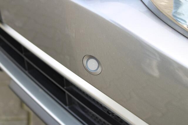 Mitsubishi ECLIPSE Cross 2.4 PHEV Intense+ | Incl. 12 maanden garantie | Trekhaak | Stoelverwarming | Apple carplay/Android auto | Parkeercamera | Navigatie | DAB radio | 100% onderhouden |