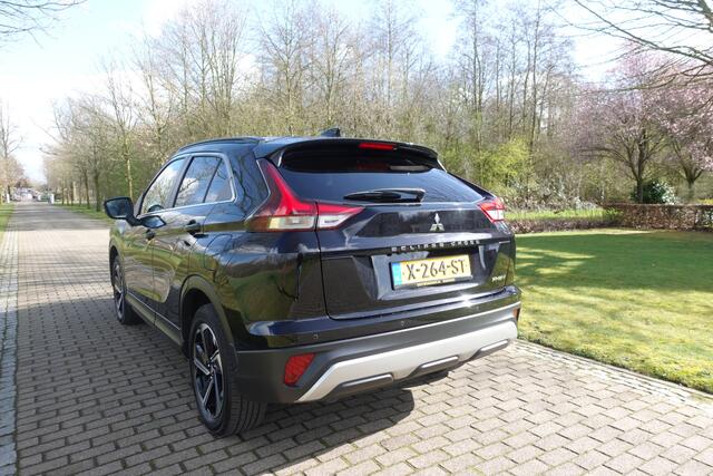 Mitsubishi ECLIPSE Cross 2.4 PHEV Instyle | BTW | Stoelverwarming | CarPlay |