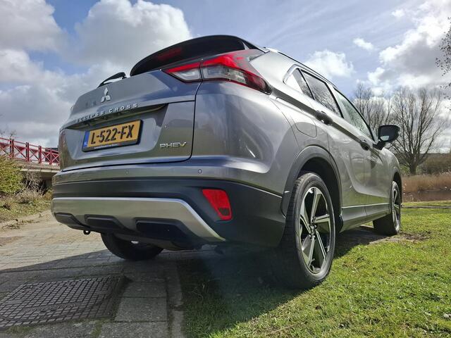 Mitsubishi ECLIPSE Cross 2.4 PHEV First Edition