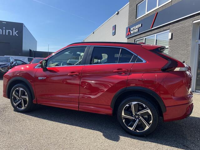 Mitsubishi ECLIPSE Cross 2.4 PHEV Executive | All Seasons