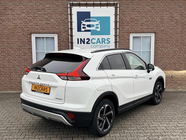 Mitsubishi ECLIPSE Cross 2.4 PHEV Intense+ *Standkachel*All-weather banden*