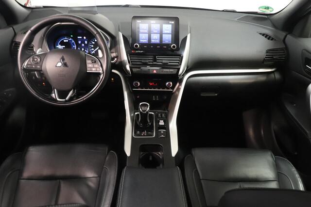 Mitsubishi ECLIPSE Cross 2.4 PHEV Instyle | Panoramadak | 360° Camera | Trekhaak | Adaptieve Cruise | Leder |
