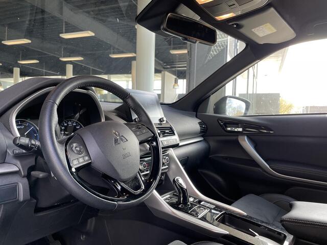 Mitsubishi ECLIPSE Cross 2.4 PHEV Intense+ | Achteruitrijcamera | Navigatie | Trekhaak | FABRIEKSGARANTIE TOT 05-2031!