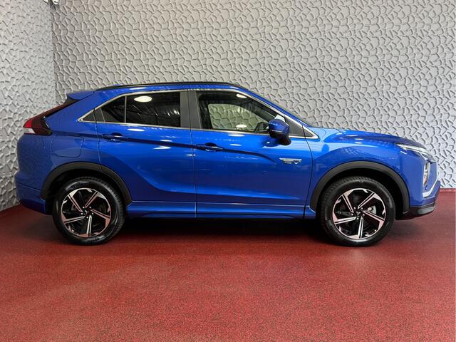 Mitsubishi ECLIPSE Cross 2.4 PHEV EXECUTIVE 360.CAM STOEL/STUUR/ACHTERBANK.VERW ADAP.CRUISE AWD 4X4 Plug in Hybrid PHEV .